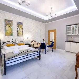 Wrona De Luxe Appartamento